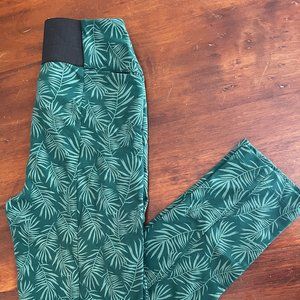 Betabrand Power Down Pant - Cabana print (Medium)